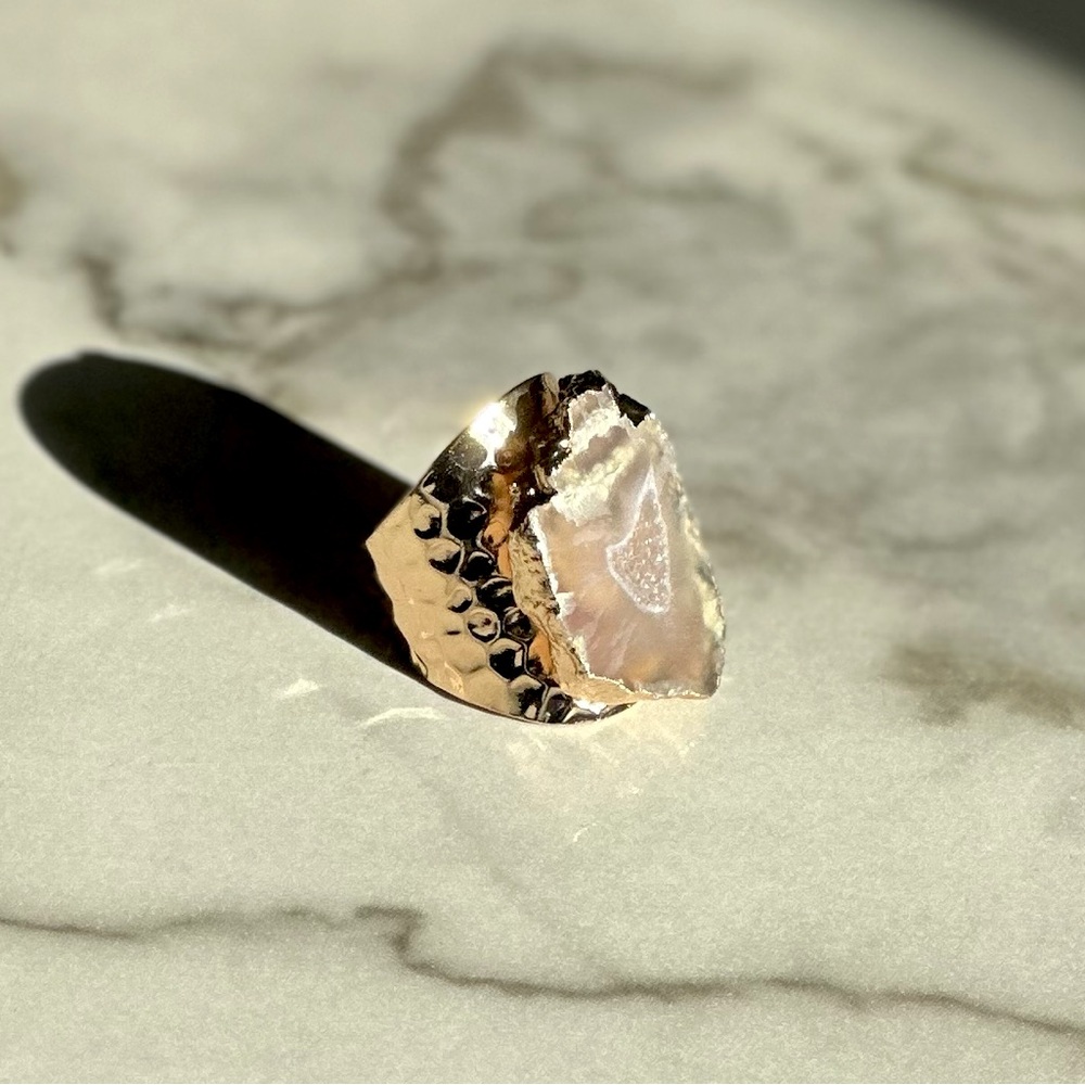 NEW Luxury Natural Stone Adjustable Crystal Irregular Geode Gold-plated Ring